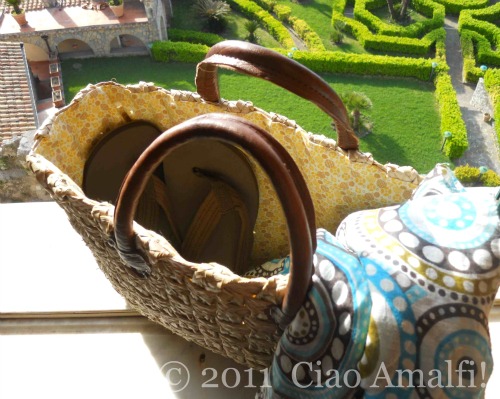 Ciao Amalfi Coast Blog Positano Beach Bag After Beach bag with flip flops