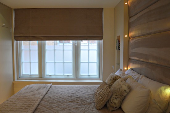 Peaceful Bedroom in Mayfair Peaceful Bedroom in Mayfair