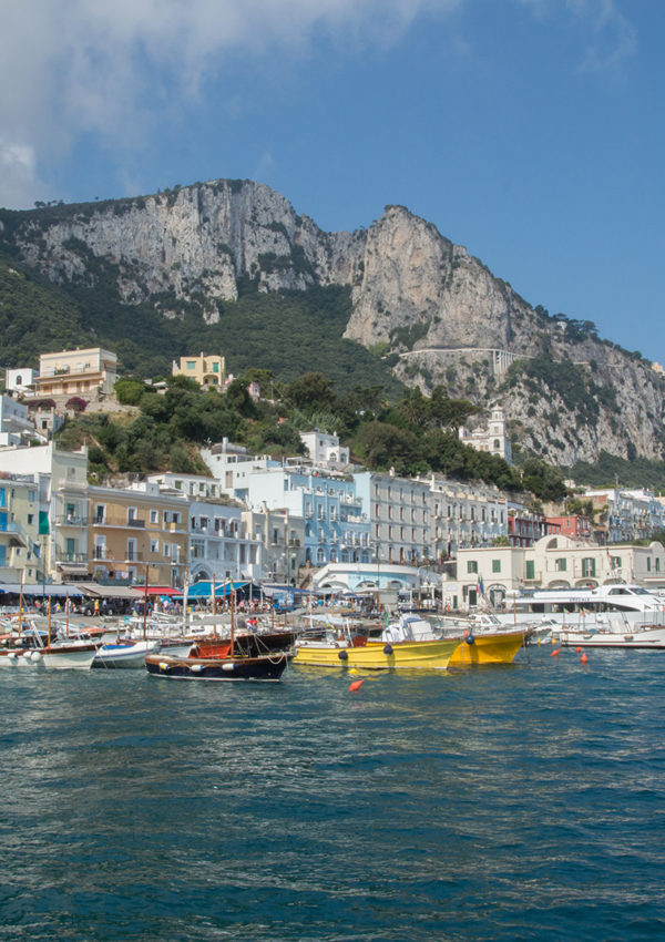 Discover the Art of Capri in Italia! Magazine