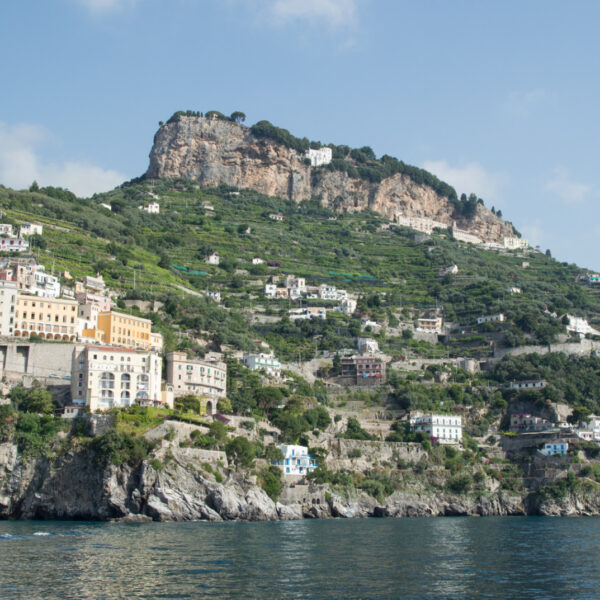 La Rondinaia – Visiting “The Swallow’s Nest” in Ravello