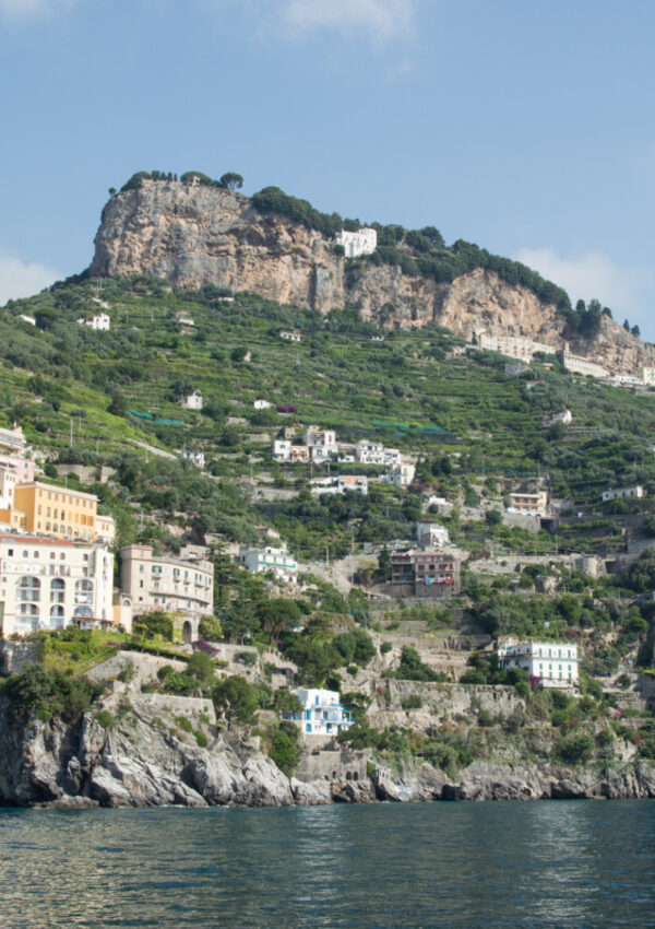 La Rondinaia – Visiting “The Swallow’s Nest” in Ravello